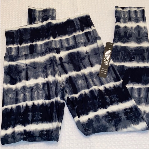 NEW! High Rise Yoga Leggings Tie Dye Black Stripe - Picture 5 of 7